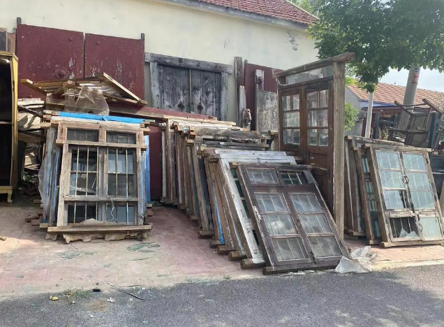 卫东区平顶山门窗回收